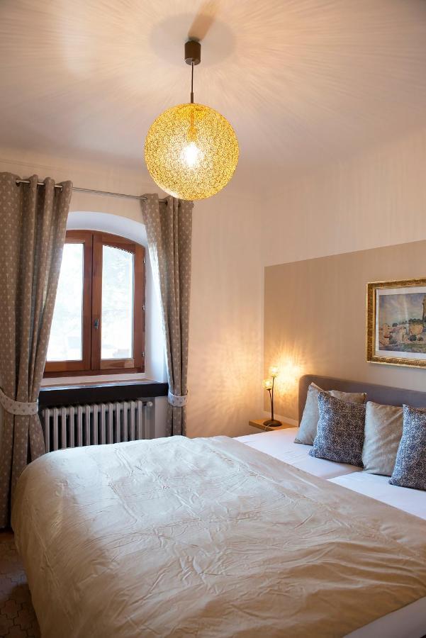 Villeneuve-lès-Avignon B&B Oasis Des Lavandes - Chambre Coqueliot מראה חיצוני תמונה