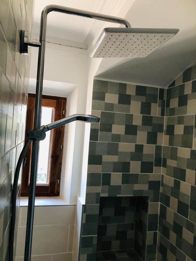 Villeneuve-lès-Avignon B&B Oasis Des Lavandes - Chambre Coqueliot מראה חיצוני תמונה